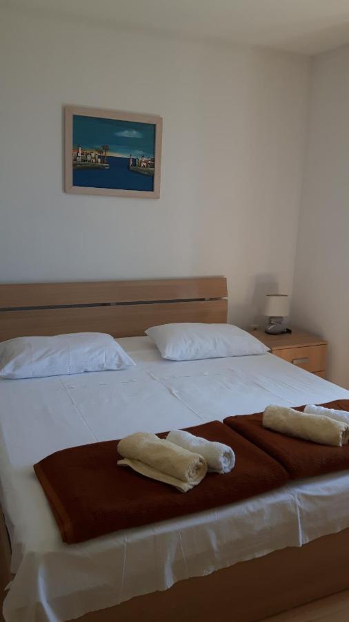 Rooms Andelka Bol Exterior photo
