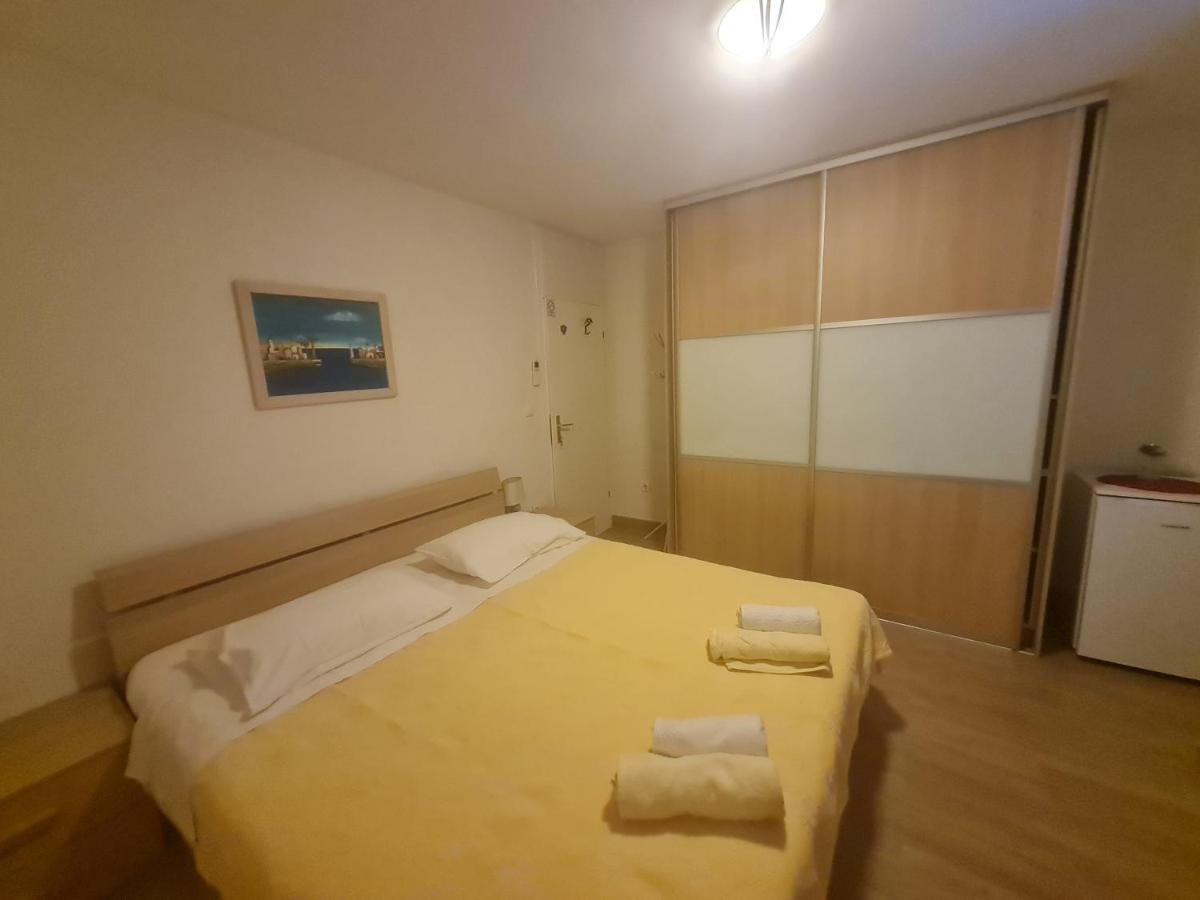 Rooms Andelka Bol Exterior photo